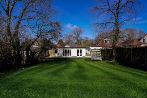 Colebrook Road 81 Rear.jpg
