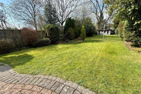 WR57 Garden1.jpg