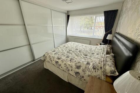 HC3 Bed1.jpg
