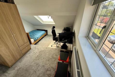 NR134 Bed3.jpg