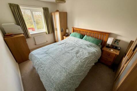 NW2 Bed1.jpg