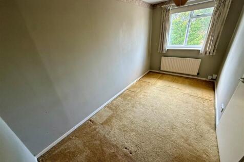 KD18 Bed2.jpg