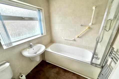 PTC75 Bathroom.jpg