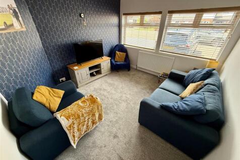 YR177 Lounge.jpg