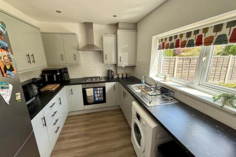 YR177 Kitchen.jpg