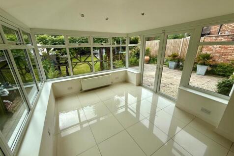 BR71 Orangery.jpg