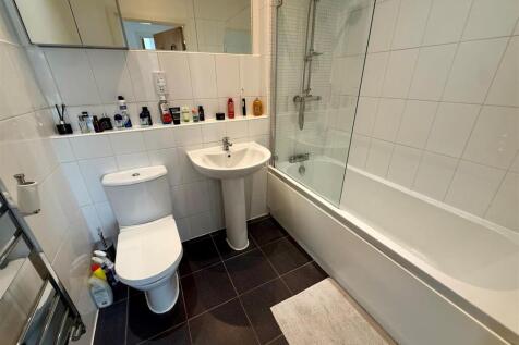 WC3 Bathroom.jpg