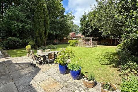 RA22 Garden.jpg