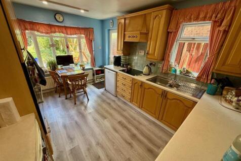 RA22 Kitchen.jpg