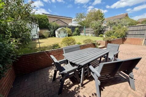MR46 Garden2.jpg