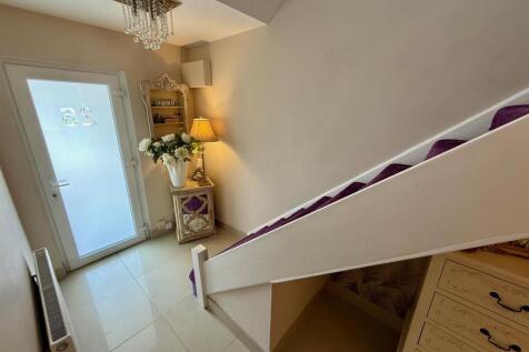 WR26 Hall.jpg