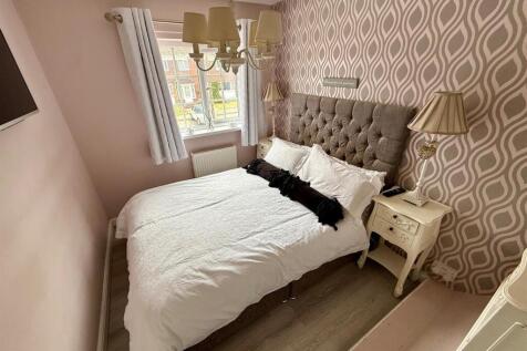 WR26 Bed3.jpg
