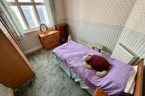 HGR200 Bed2.jpg