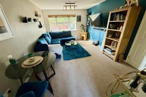 WR26 Lounge.jpg