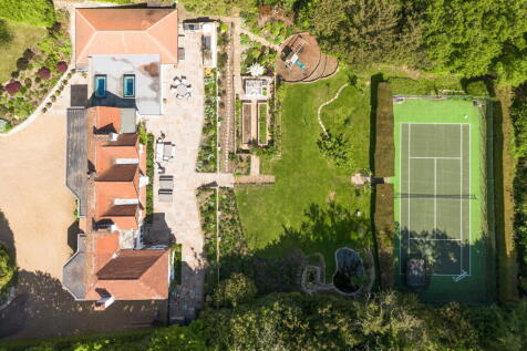 Property Image 4