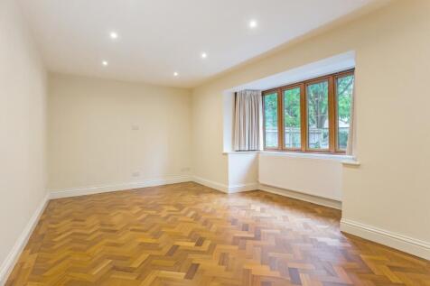 6 Vicarage Way 32...
