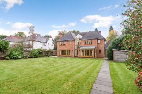 6 Vicarage Way 32...