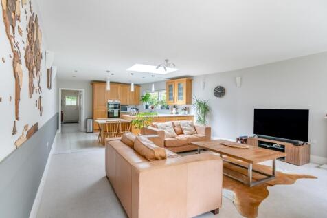 8611632-interior26