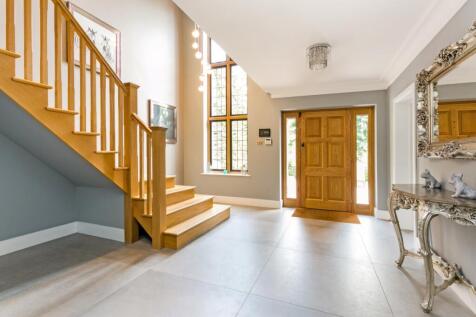 16 Woodhill Avenu...