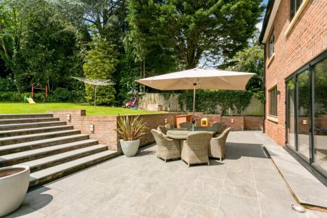 16 Woodhill Avenu...
