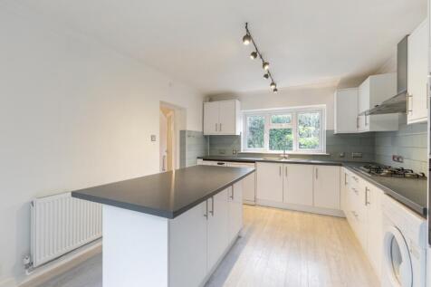 101366_96 Oak End...