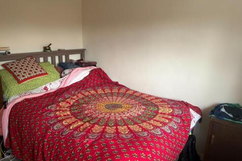 bedroom 1.1