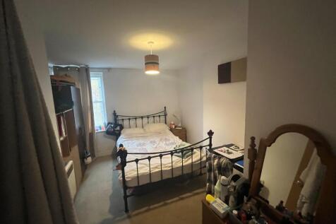 bedroom2