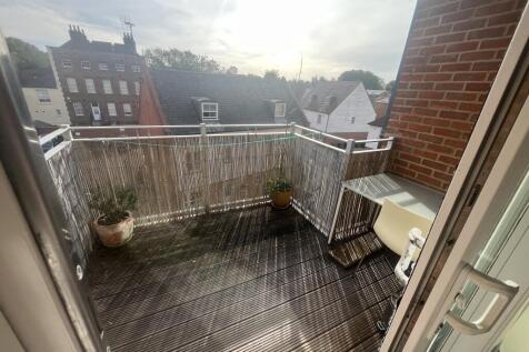 balcony