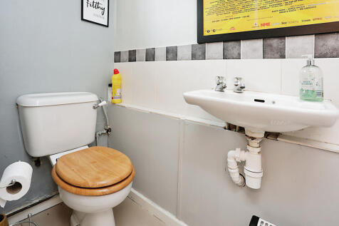 Downstairs wc