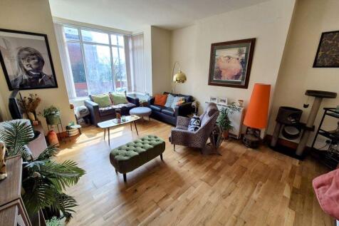 Flat 1