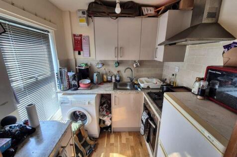 Flat 5 Kitchen