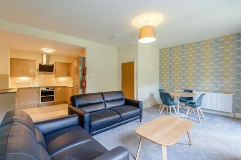 Living/dining room
