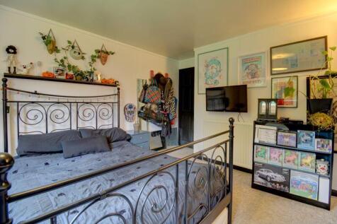 Bed 1