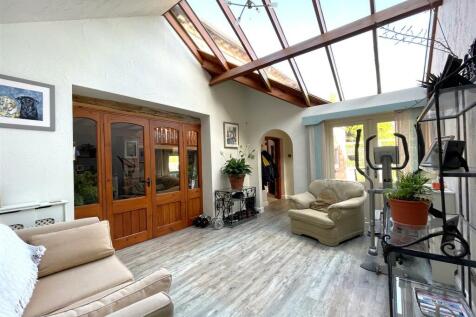 RECEPTION AREA