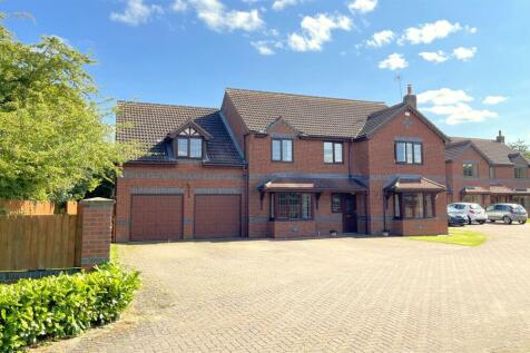 DOUBLE GARAGE
