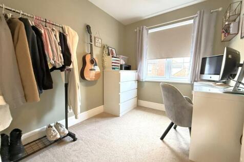 BEDROOM 3