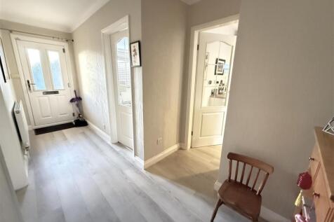 MAIN ENTRANCE HALL