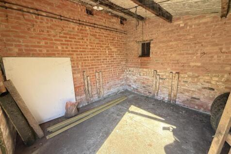 OUTBUILDING 2