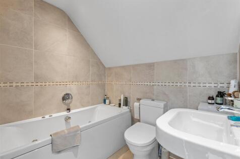 EN-SUITE 2