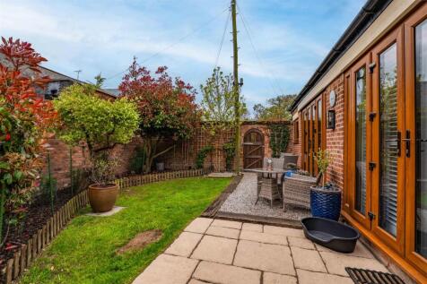 Musters Cottage-02.jpg