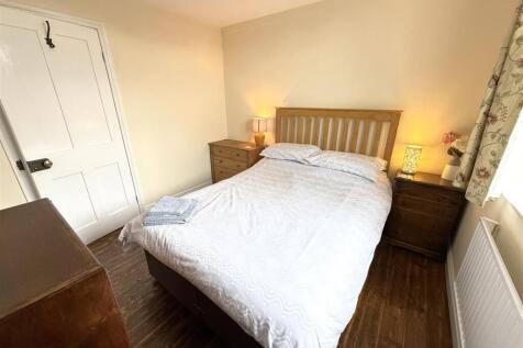 GROUND FLOOR BEDROOM