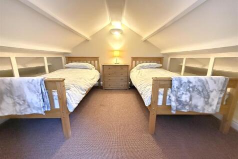 BEDROOM IN THE EAVES