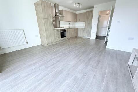 OPEN PLAN LIVING KITCHEN