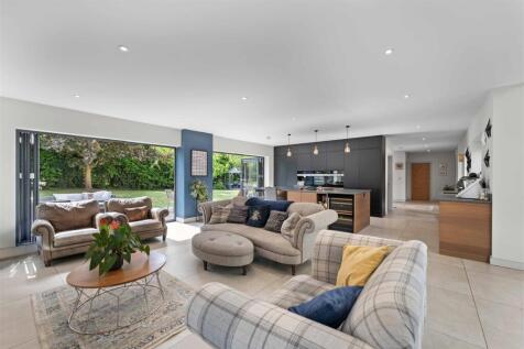 Fox House-04.jpg