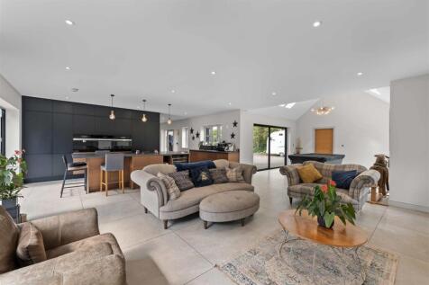 Fox House-05.jpg