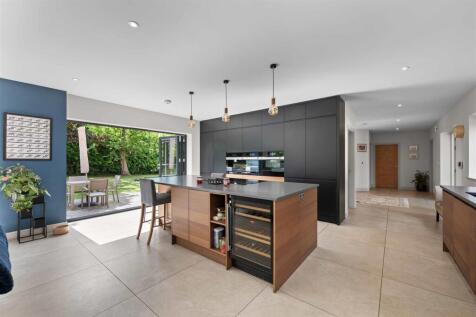 Fox House-14.jpg