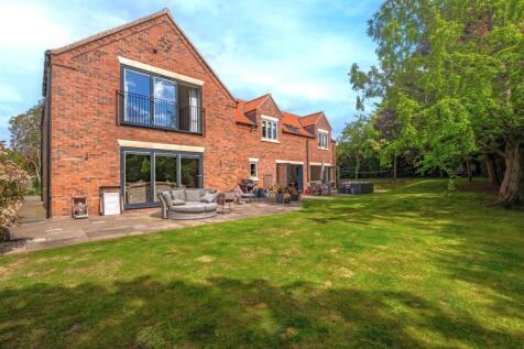 Fox House-3.jpg