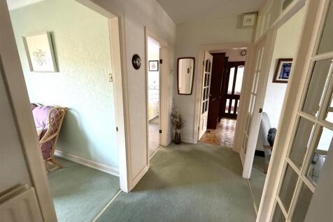 INNER HALLWAY