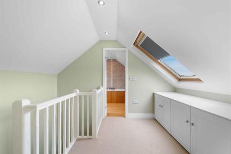 5 Banks Crescent-36.jpg