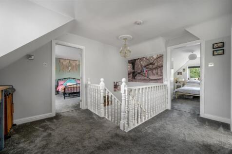 94 Grantham Road WEB PH-73.jpg